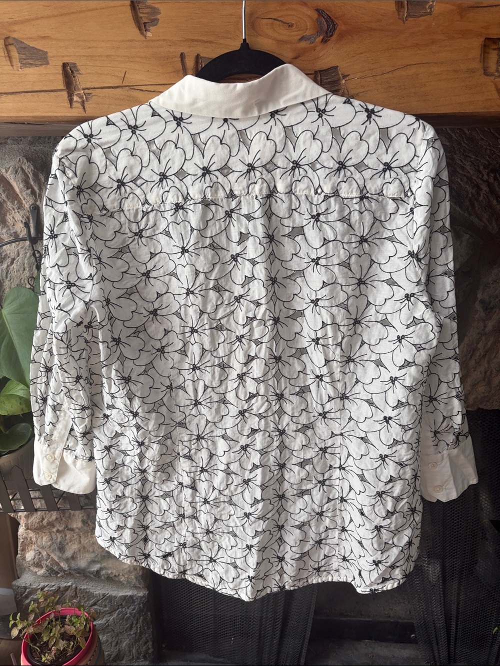 ROBERT GRAHAM White Mesh Floral Blouse - Picture 5 of 5